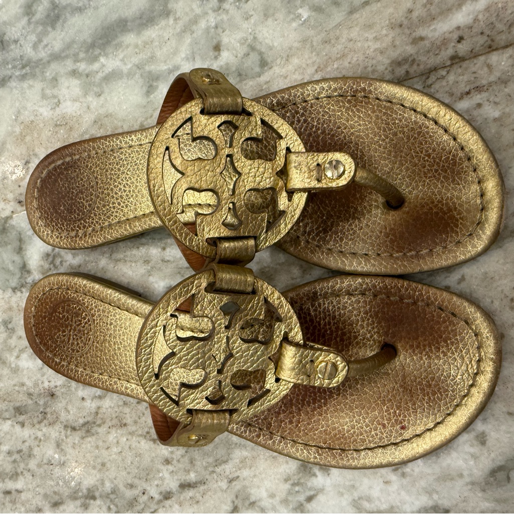 Tory Burch Gold Leather Sandals With Logo Accent